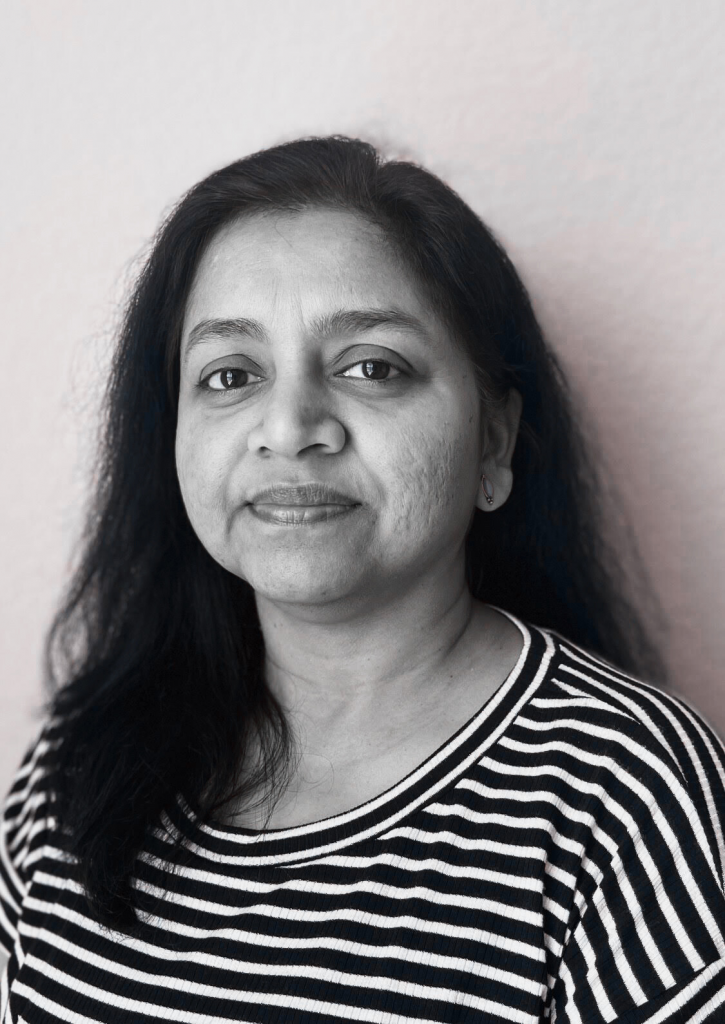 Sarika-Alvekar_Headshot_BW-725x1024.png